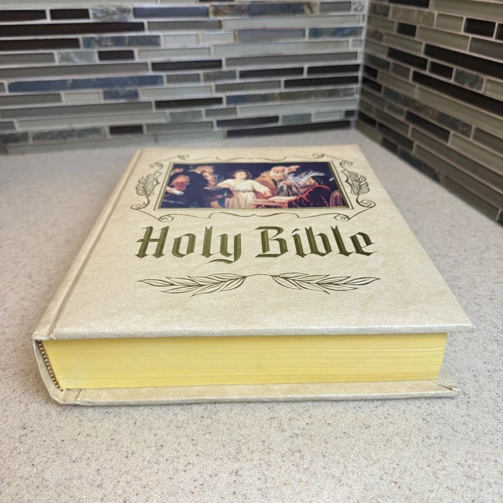 New Heirloom Holy Bible Master Reference Edition KJV Red Letter 1988 Large Print